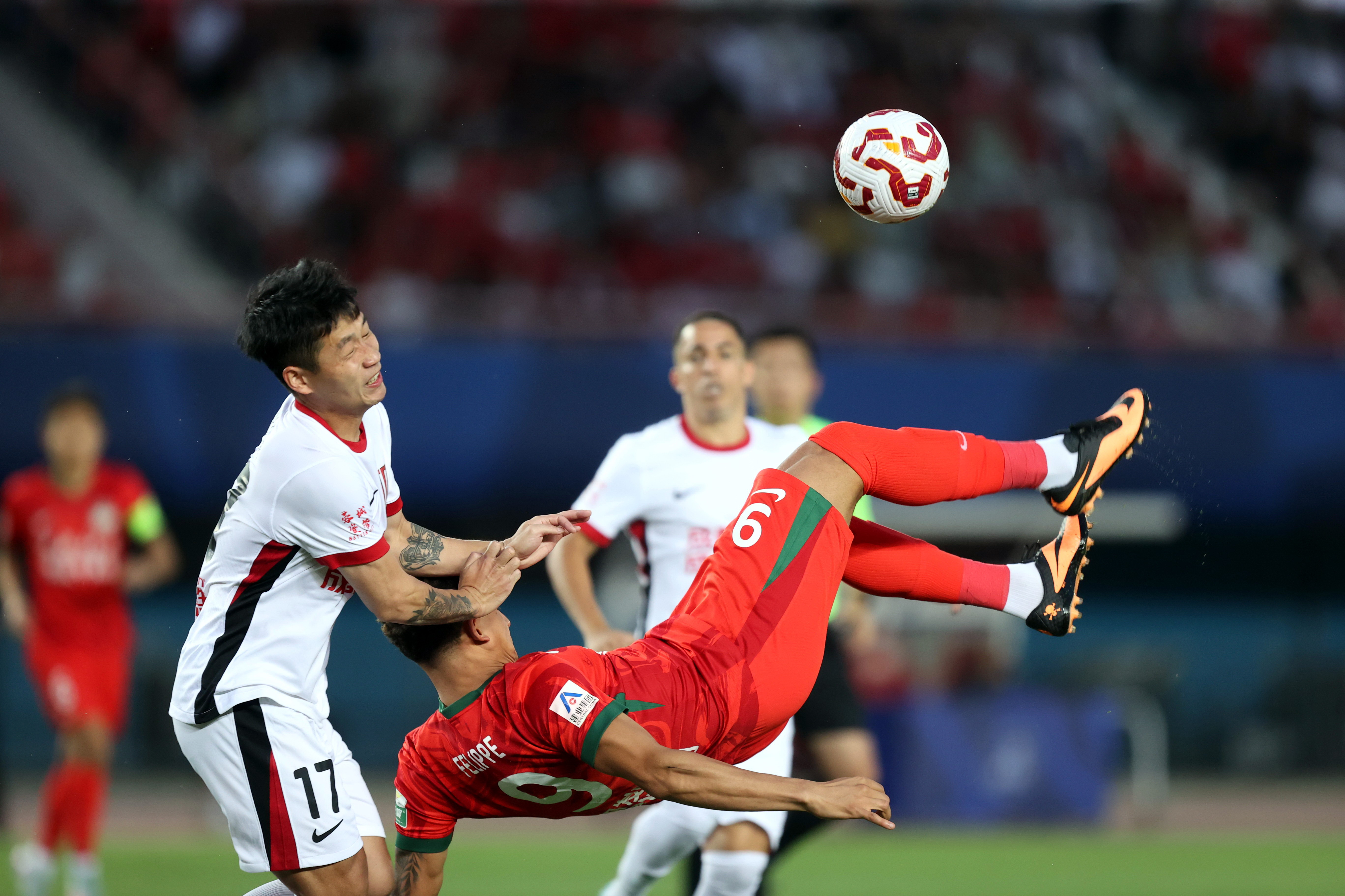 集结日CBA季后赛焦点战,本菲卡防线松动,媒体盛赞,赛程密集仍需轮换的简单介绍 集结日CBA季后赛焦点战,本菲卡防线松动,媒体盛赞,赛程密集仍需轮换的简单介绍