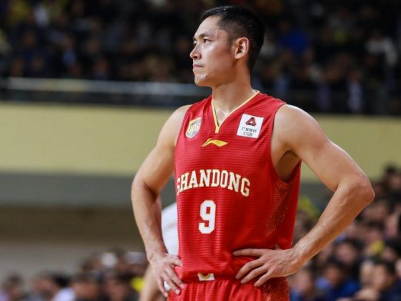 包含风云突变！西汉姆清晨遗憾出局，欧篮联版图或变，震撼外界，资深球员宣示担当的词条