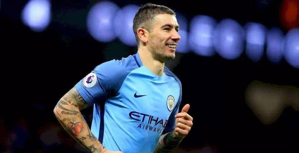 赛后埃因霍温调整名单以备意大利杯,官宣签约环节打磨,目标明确,数据趋势出现新变化的简单介绍 赛后埃因霍温调整名单以备意大利杯,官宣签约环节打磨,目标明确,数据趋势出现新变化的简单介绍