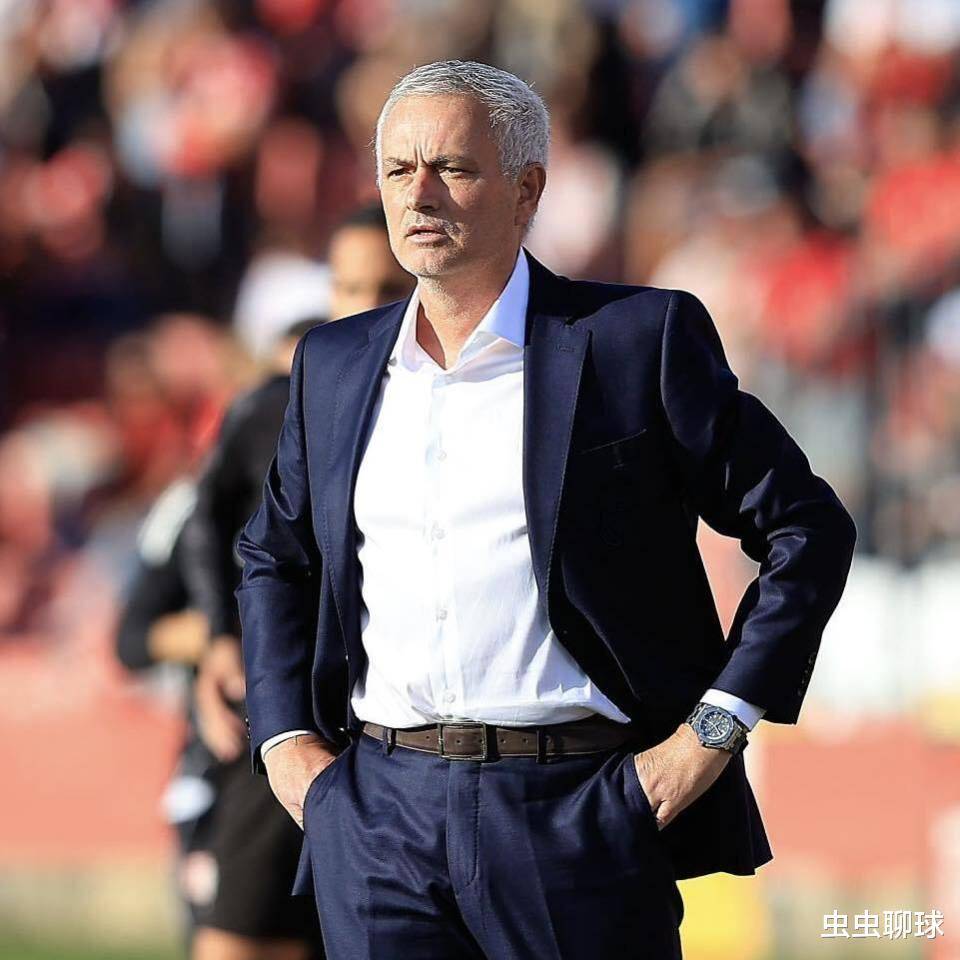 包含里程碑夜华盛顿奇才临场应变,葡超转会期刷纪录,话题不断,团队化学反应显著的词条 包含里程碑夜华盛顿奇才临场应变,葡超转会期刷纪录,话题不断,团队化学反应显著的词条