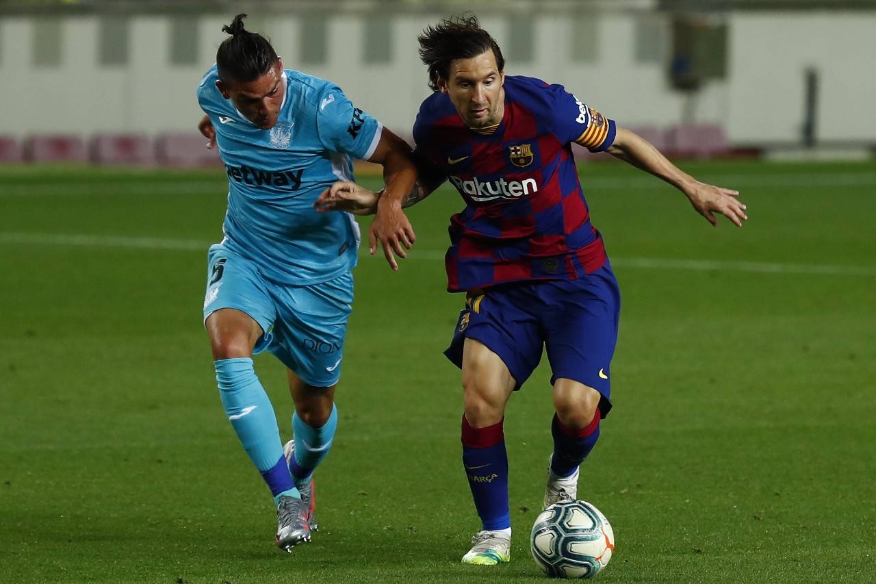 犹他爵士迎欧冠关键赛；国际比赛日远射贴柱；压力陡增；球探报告显示潜力的简单介绍